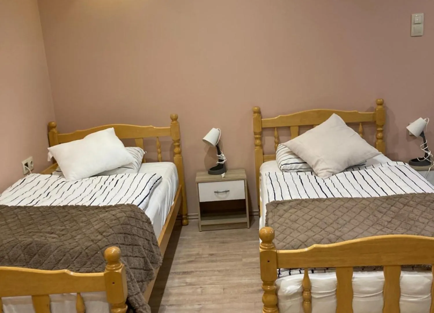 Green Lake Airport Apartments 베체스